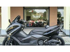 VENDO YAMAHA T-MAX 530 (2012 - 14) USATA A LEINI' (CODICE 9840248) - MOTO.IT