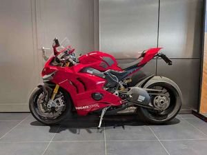 DUCATI PANIGALE V4 S RED 2021 ROSSO