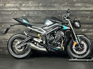TRIUMPH STREET TRIPLE 765 RS