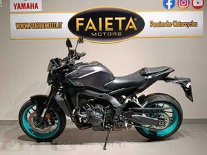 VENDO YAMAHA MT-09 (2024 - 25) USATA A PESCARA (CODICE 9839950) - MOTO.IT
