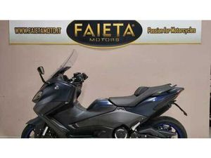 VENDO YAMAHA T-MAX 560 (2022 - 24) USATA A ROMA (CODICE 9840006) - MOTO.IT