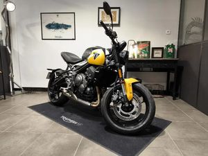 TRIUMPH TRIDENT 660 2025