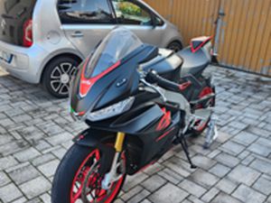 RSV4 2023 SOLO 2825KM PASSAGGIO INCLUSO