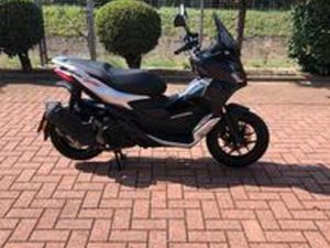 APRILIA SR GT 200