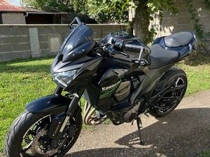 KAWAZAKI Z800 A2