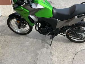 KAWASAKI VERSYS-X 300