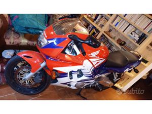 HONDA CBR 600
