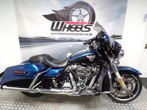 HARLEY-DAVIDSON STREET GLIDE