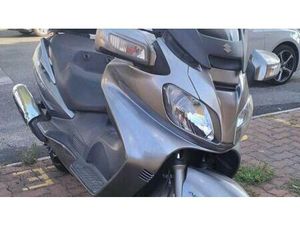 VENDO SUZUKI BURGMAN AN 650 EXECUTIVE ABS (2006 - 12) USATA A GUIDONIA MONTECELIO (CODICE 9840877) - MOTO.IT