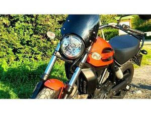 VENDO DUCATI SCRAMBLER 400 SIXTY 2 (2016 - 21) USATA A CORNATE D'ADDA (CODICE 9840930) - MOTO.IT