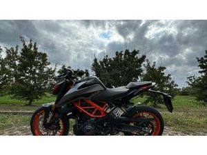 VENDO KTM 390 DUKE (2021 - 23) USATA A MODENA (CODICE 9840617) - MOTO.IT