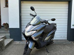 SUZUKI BURGMANN EX STREET 125