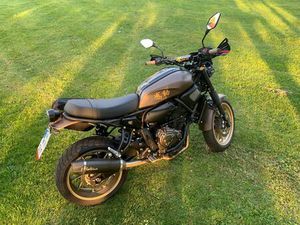 YAMAHA XSR 700 XTRIBUTE ..