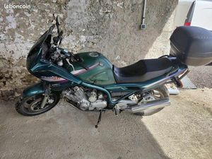 MOTO YAMAHA 900 DIVERSION