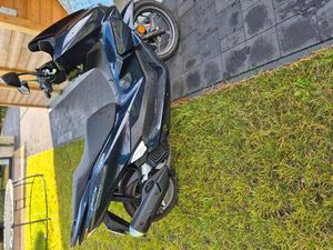 ② HONDA PCX 125 IS ZO GOED ALS NIEUW