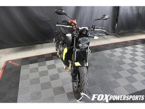 2024 TRIUMPH TRIDENT 660 SAPPHIRE BLACK