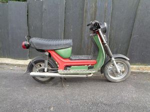 SIMSON ROLLER SR 50 MIT DDR - PAPIEREN