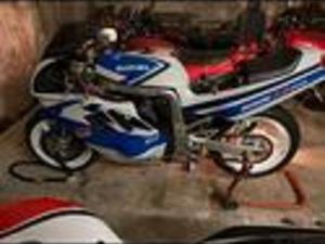 GSX R 750