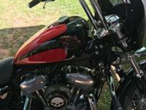 HARLEY DAVIDSON SPORTSTER 883