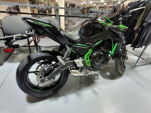 KAWASAKI Z650RS 2025
