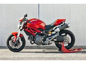 DUCATI MONSTER 696 R