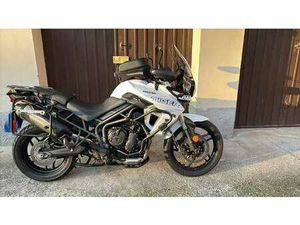 TRIUMPH TIGER 800 XRT BIANCO