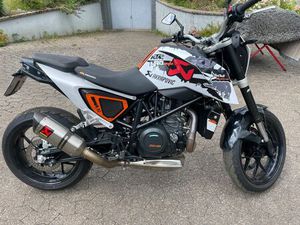 KTM 690 DUKE