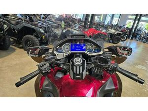 2018 HONDA® GOLD WING TOUR CANDY ARDENT RED