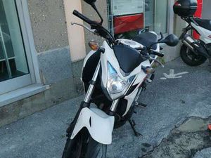 HONDA CBF 500 BIANCO