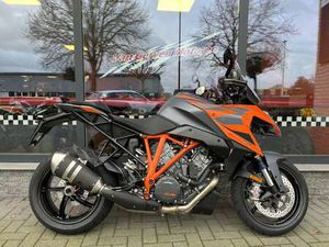 KTM 1290 SUPER DUKE GT SUPERDUKE