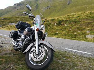 YAMAHA XVS 650 DRAGSTAR