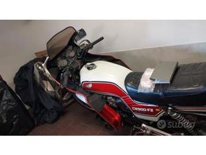 HONDA CB 900