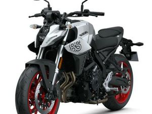 SZUZUKI GSX-8S 221KM GARANTIE BIS 12.28