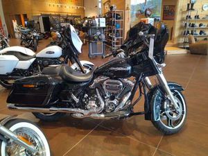 HARLEY-DAVIDSON STREET GLIDE SPECIAL NERO