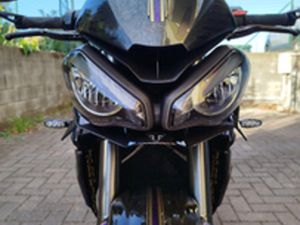 TRIUMPH STREET TRIPLE RS 765