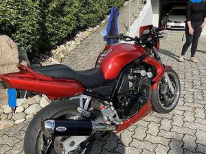 YAMAHA FZS600 2003 AB MFK CANTON BERNE -