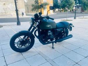 MOTO GUZZI V7 STONE III
