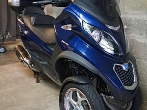 PIAGGIO MP3 500