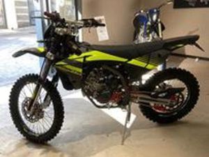 FANTIC MOTOR XEF 125