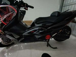 YAMAHA TMAX 500 TMAX 500 ANNO 2010 NERO