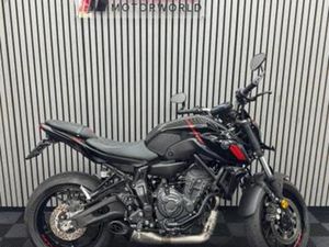 YAMAHA MT-07 2024 AKRAPOVIC ZWART MT07 BOMVOL OPTIES!! — MOTOREN | YAMAHA — MARKTPLAATS