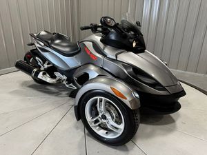 2011 CAN-AM SPYDER RS