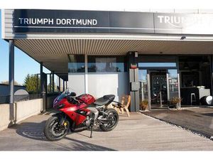 TRIUMPH DAYTONA 660 A2 MÖGLICH