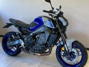 YAMAHA MT-09