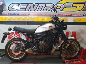 YAMAHA XSR 700 XTRIBUTE