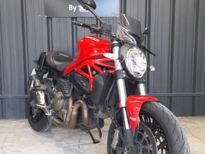 DUCATI MONSTER 821