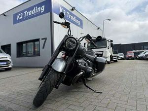 BMW R 18 ROCTANE ACHTERUIT RIJASSISENT, CRUISE, ALARM, HANDGREEPVER GRIJS