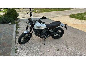 VENDO DUCATI SCRAMBLER 800 CLASSIC (2017 - 18) USATA A CREAZZO (CODICE 9842992) - MOTO.IT