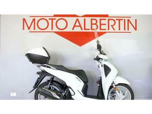 VENDO HONDA SH 150 I (2017 - 19) USATA A CASALSERUGO (CODICE 9842697) - MOTO.IT