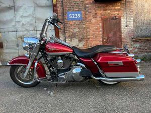 HARLEY-DAVIDSON ROAD KING